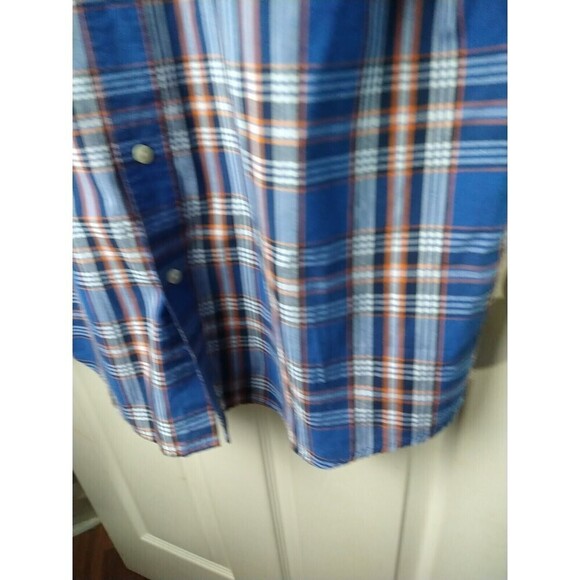 Chaps Men's Easy Care Cotton Long sleeve Button Down Shirt, Large, Blue Plaid - Picture 9 of 11